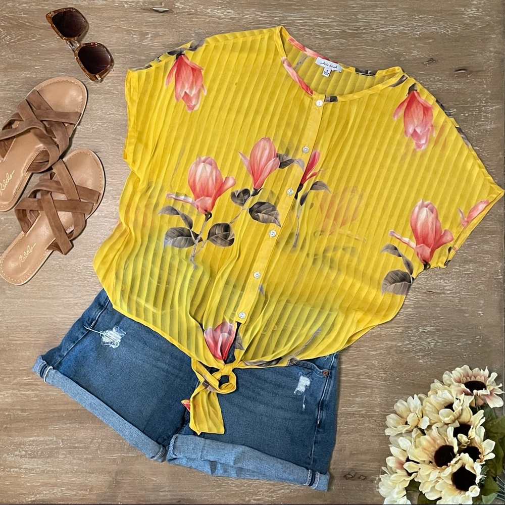 Sheer yellow floral white birch button down tie top